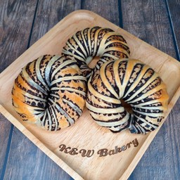 ขนมปังงาดำ