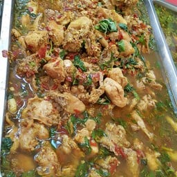 ไก่ใต้น้ำ