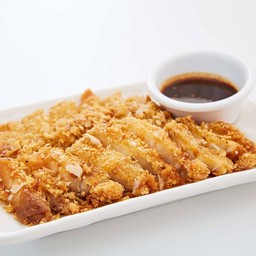 สามชั้นทอดน้ำปลา