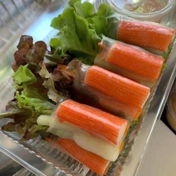 สลัดม้วนปูอัด