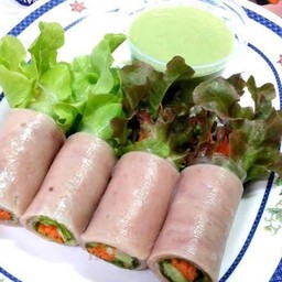 สลัดม้วนแฮมไก่