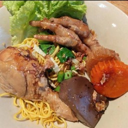 ก๋วยเตี๋ยวไก่แห้ง