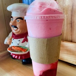 สตรอว์เบอร์รี่นมสด