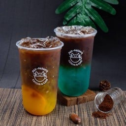 CATCHA AND CAFE ตลาดนัดหลังห้าง JC Mall นวมินทร์ ซ.70 แยก 1