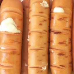 ไส้กรอก ชีสเยิ้ม