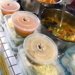 ขนมจีนน้ำยาปู ร้านพร้อมเสริฟ์