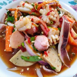 ร้านยำสะหน๋อย