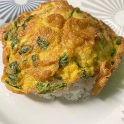 ข้าวไข่เจียวต้นหอม