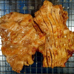 คอหมูย่าง