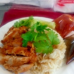 ข้าวมันไก่ทอด