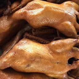 เป็ดผโล้ตัวละ100-120 สาขาเดียว