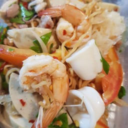 ยำมาม่ารวมมิตร