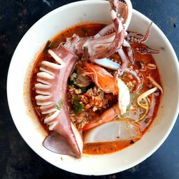 เกาเหลาหมึก+กุ้งต้มยำ
