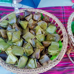 กับข้าวอีสานแม่หนูจันทร์ (หน้าบุญนิยม @อุบล)