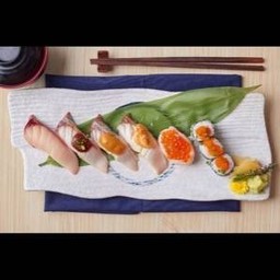 Fin Hamachi Sushi Set