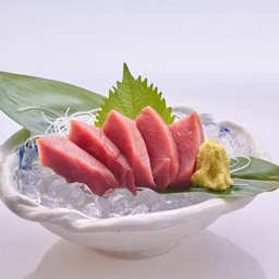 Maguro Sashimi