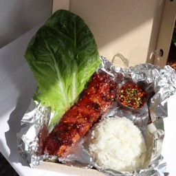 หมูปิ้งชาชักbyหมูวิเศษ