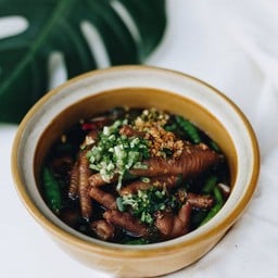 ตีนไก่นรก