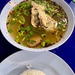 เล้งแซ่บ