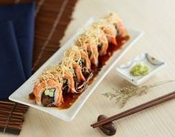 L Salmon Foie gras Roll