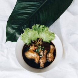 ก๋วยเตี๋ยวไก่ตุ๋นซุปเปอร์