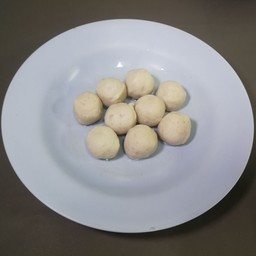 ลูกชิ้นปลาลวก