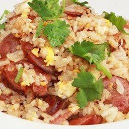 ข้าวผัดกุนเชียง