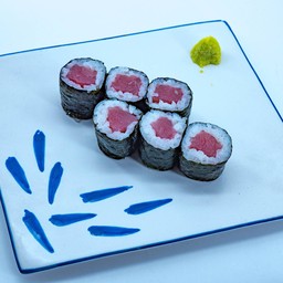 TUNA MAKI
