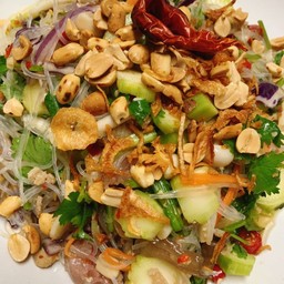 ยำวุ้นเส้นโบราณออกแบบได้