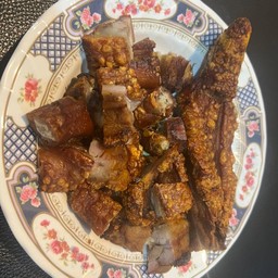 หางหมูย่างอบโอ่งคุณธนพร