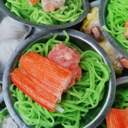 ดาวล้อมเดือน