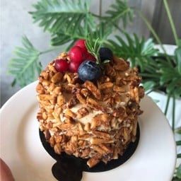 Almond Caramel Espresso Cake