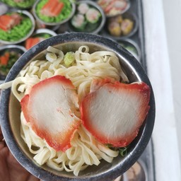 บะหมี่หมูแดง