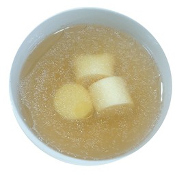 น้ำ ซุ ป - เ ต้ า หู้ ไ ข่