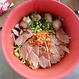 ก๋วยเตี๋ยวอิ่มอร่อย อ้อยควั่น