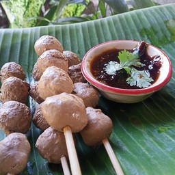 ครัวละเมอ สัมตำ ริมคลองแม่ลำพัน