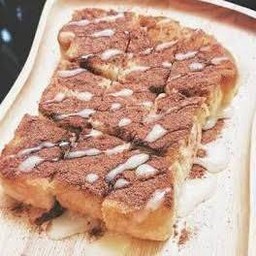 ขนมปังปิ้ง_ทาเนย_โรยนมข้น_โอวัลติน