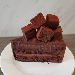 Double Chocolate Devil Cake