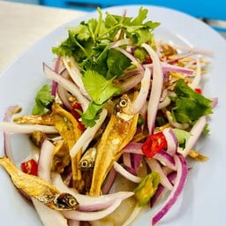 ยำปลากระตัก