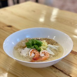 ข้าวต้มทะเลรวม