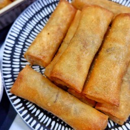 ปอเปี๊ยะทอดกรอบ