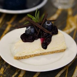 Oreo Blueberry Cheese Pie