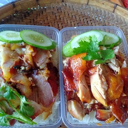 ข้าวหน้าไก่อบ