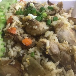 ข้าวผัดหมูย่าง