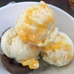 โกไข่ไอติมไข่แข็ง