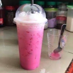 นมชมพูเย็น