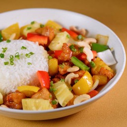 ข้าวหน้าไก่ทอดซอสเปรี้ยวหวาน