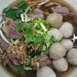 เส้นเล็กหมูน้ำใส
