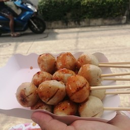 ข้าวไก่แซ่บ อิสรภาพ