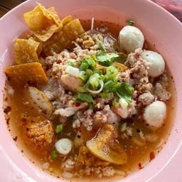 เกาเหลา ต้มยำ น้ำตก